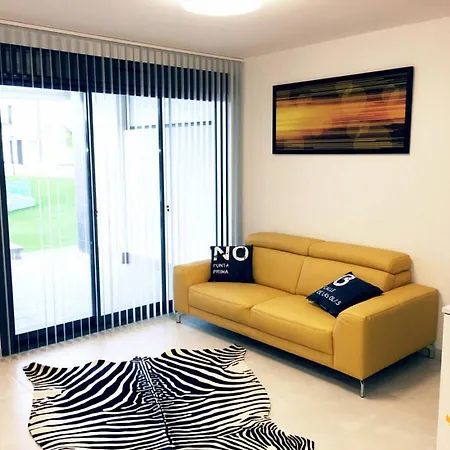 Gelijkvloers Oasis Punta Prima * Торевьиа